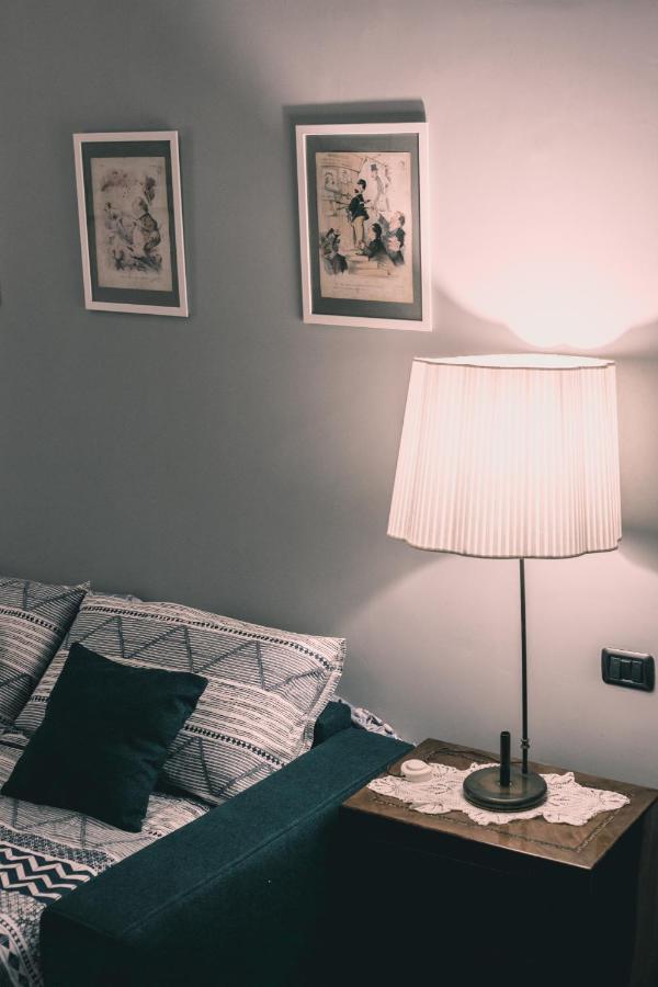 La Casa Del Nespolo, 2 Terrazzi E 2 Bagni In Centro Apartman Nápoly Kültér fotó